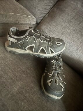 Eddie Bauer Black and Gray Men's Hybrid Hiking Sandal